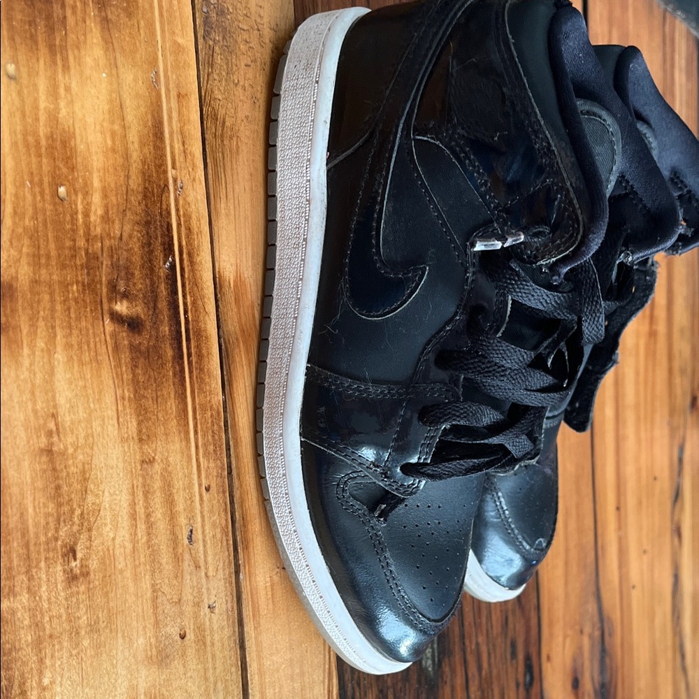 Nike Black and White High-Top Sneakers